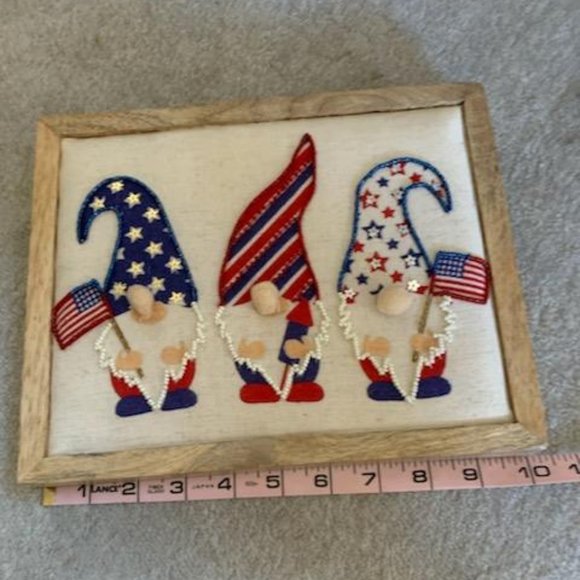 Beaded Patriotic Gnome On Fabric in frame - Picture 6 of 7